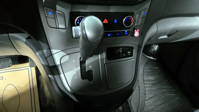 Hyundai Grand Starex