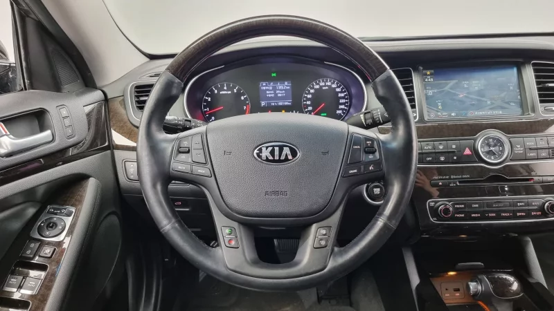 Kia K7