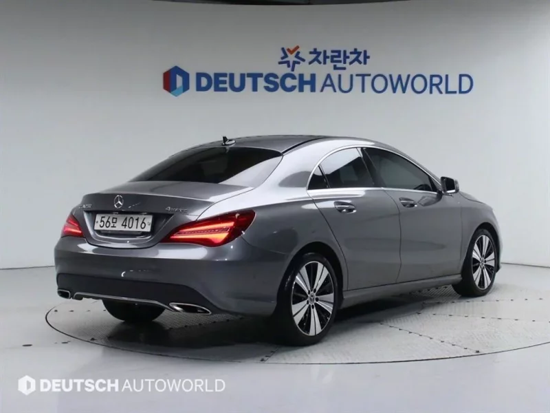 Mercedes-Benz CLA-Class