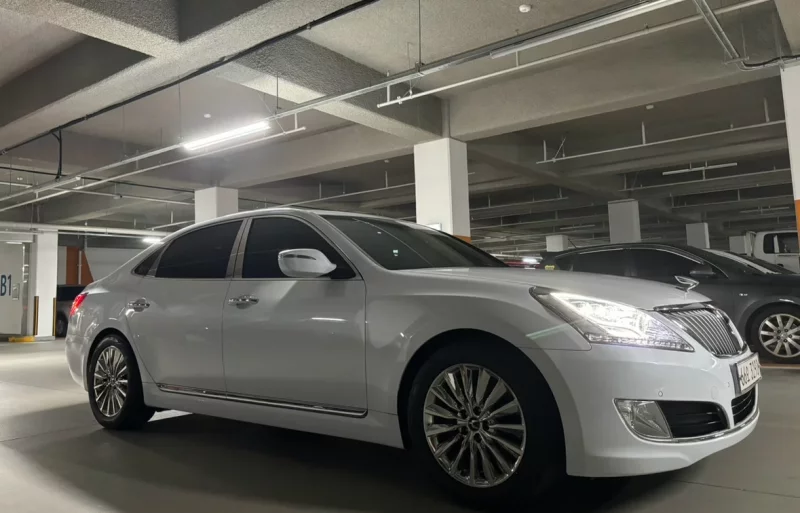 Hyundai Equus