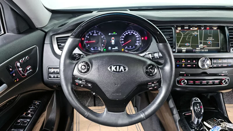 Kia K9