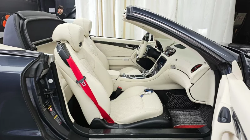 Mercedes-Benz SL-Class