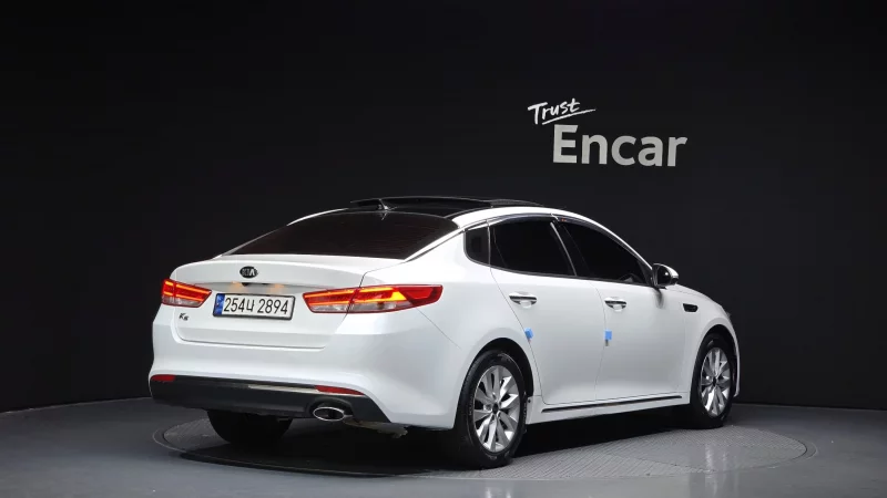 Kia K5