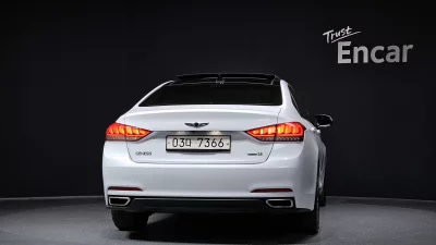 Hyundai Genesis