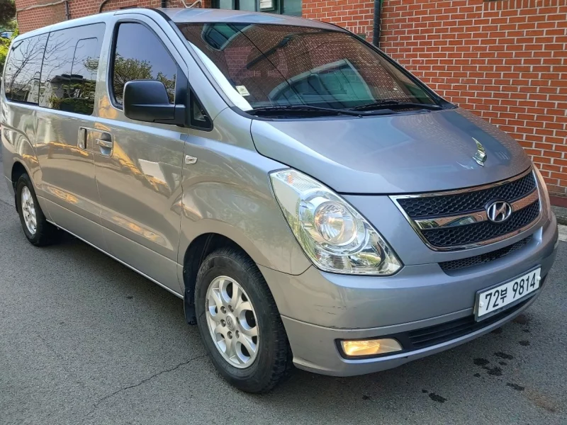 Hyundai Grand Starex