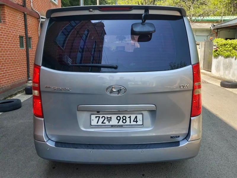 Hyundai Grand Starex