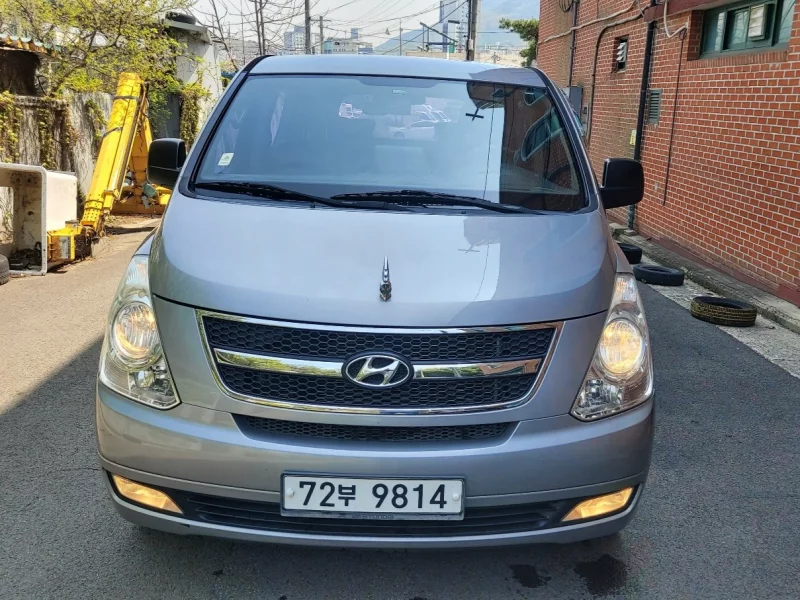Hyundai Grand Starex