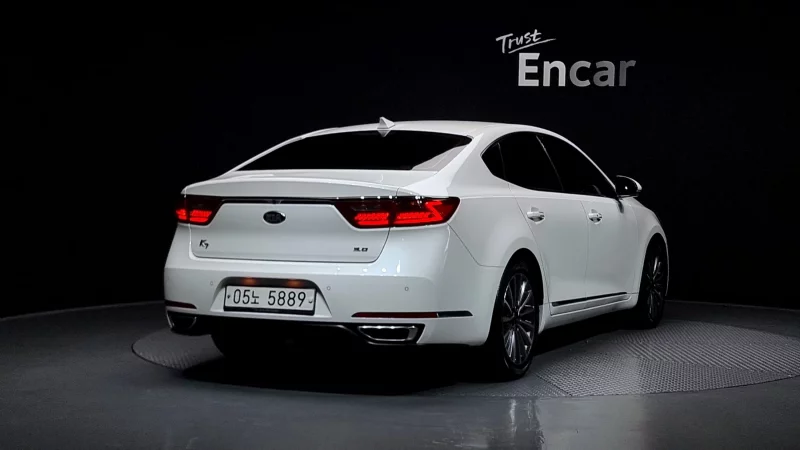 Kia K7