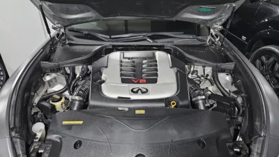 Infiniti M