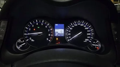 Infiniti M