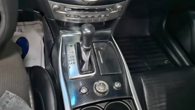 Infiniti M