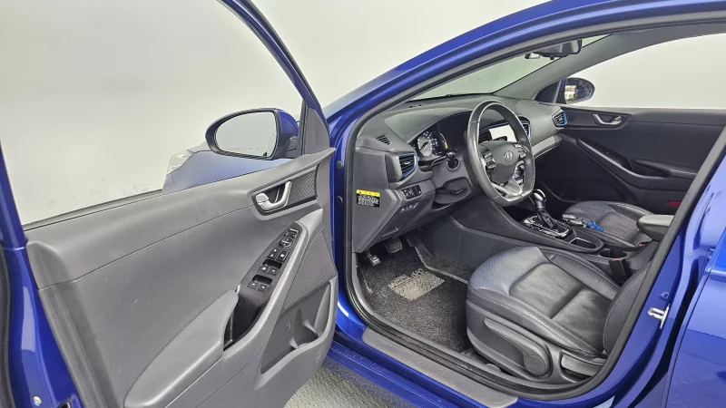 Hyundai Ioniq