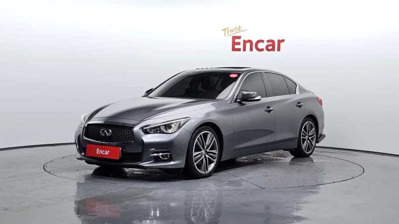 Infiniti Q50