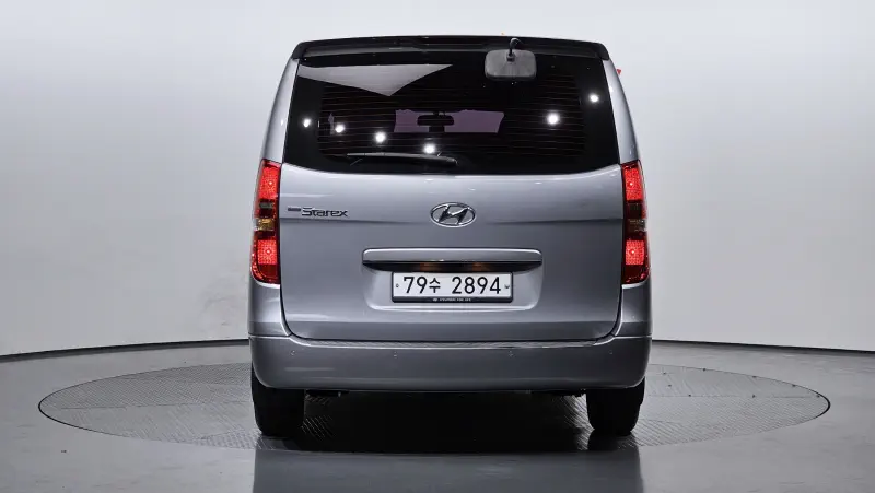 Hyundai Grand Starex