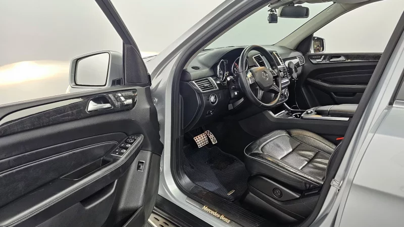 Mercedes-Benz M-class