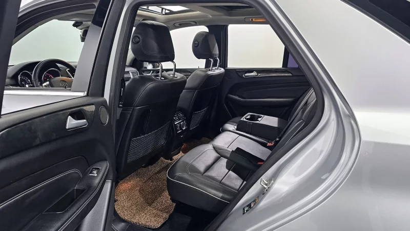 Mercedes-Benz M-class