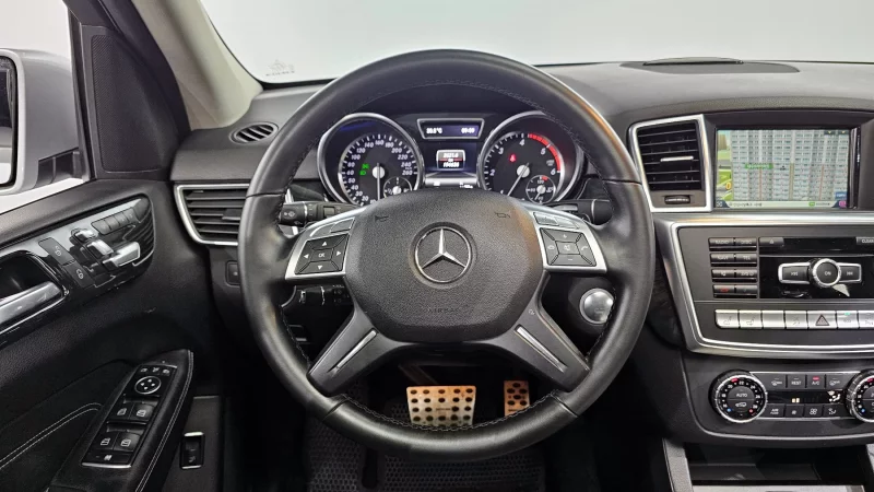 Mercedes-Benz M-class