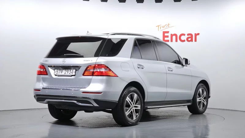 Mercedes-Benz M-class