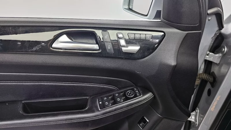 Mercedes-Benz M-class