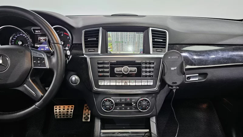 Mercedes-Benz M-class