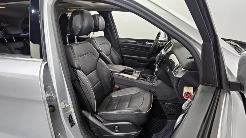 Mercedes-Benz M-class