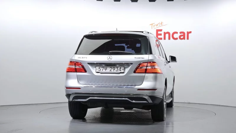 Mercedes-Benz M-class