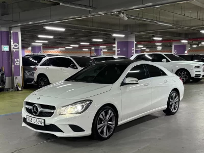 Mercedes-Benz CLA-Class