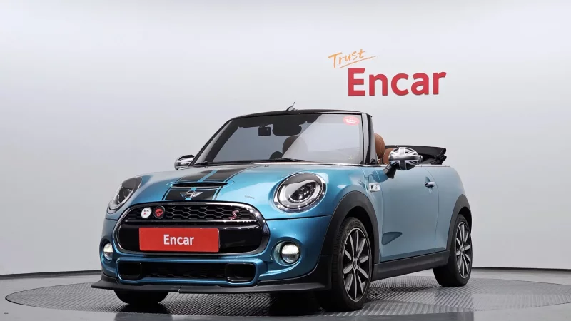 MINI Cooper Convertible