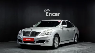 Hyundai Equus