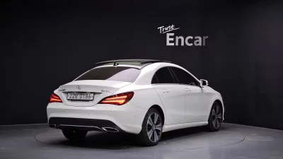 Mercedes-Benz CLA-Class