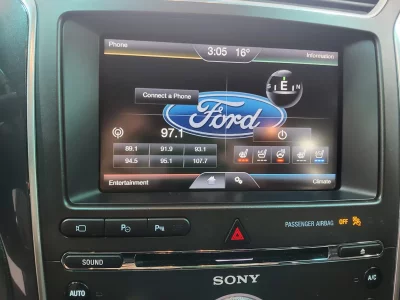 Ford EXPLORER