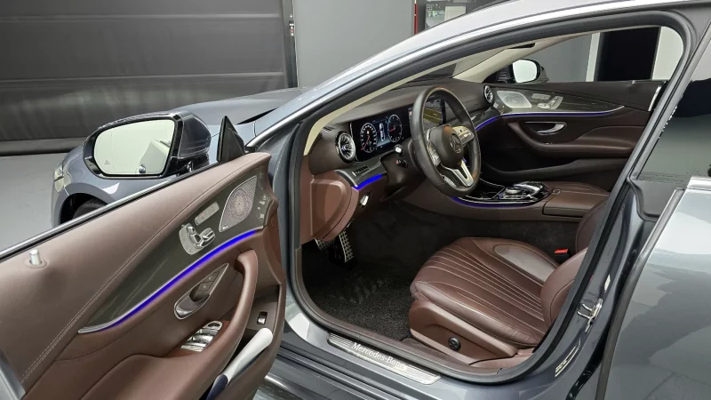 Mercedes-Benz CLS-Class