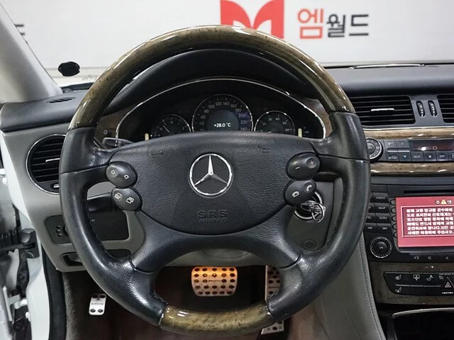 Mercedes-Benz CLS-Class