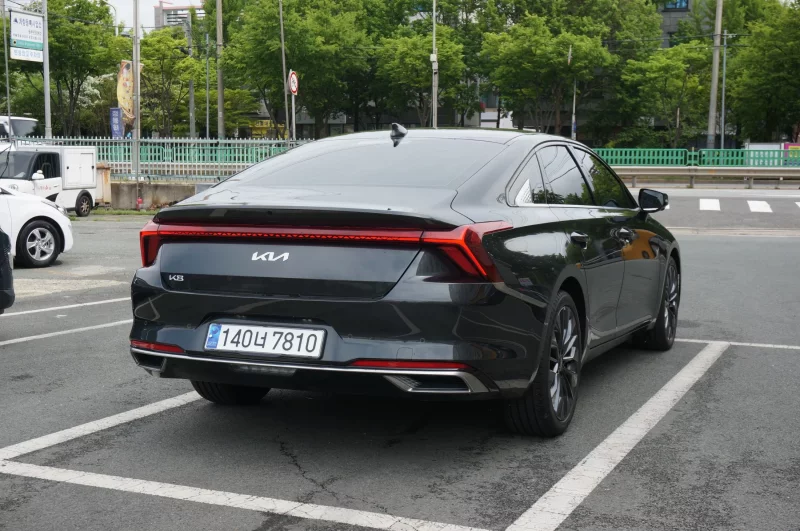 Kia K8