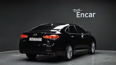 Hyundai Aslan