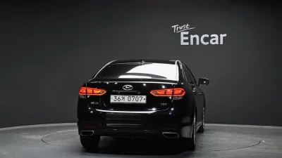 Hyundai Aslan