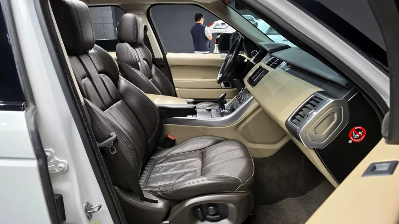 Land Rover RANGE ROVER SPORT