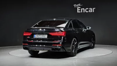Audi S6