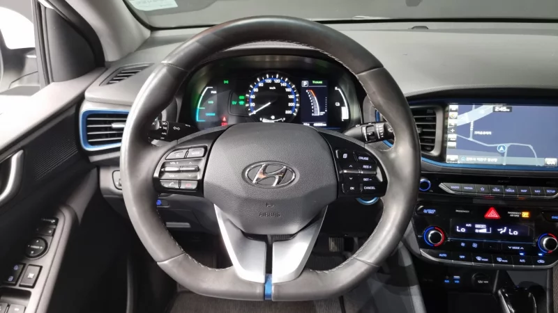 Hyundai Ioniq