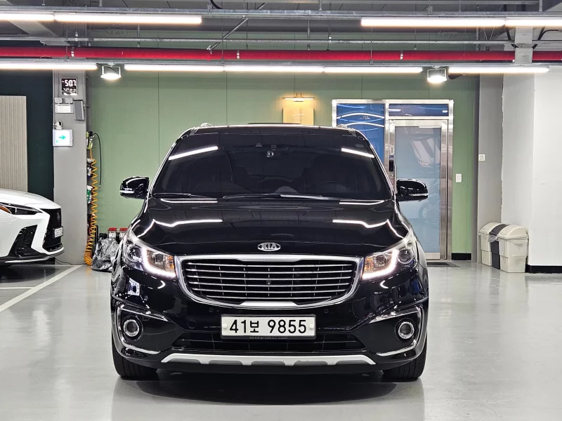 Kia Carnival
