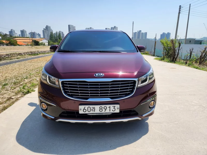 Kia Carnival