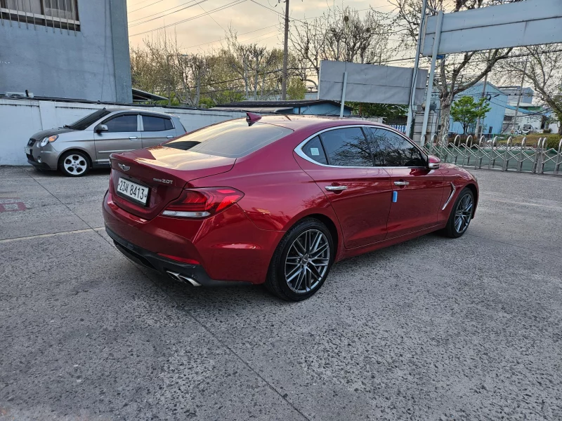 Genesis G70