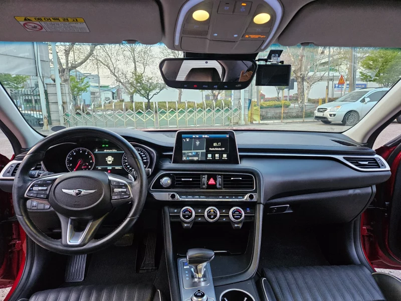 Genesis G70