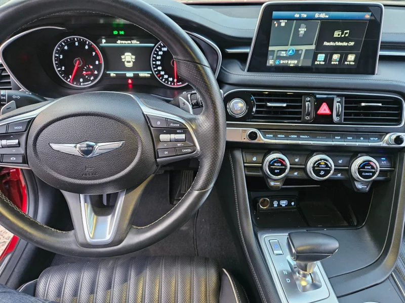 Genesis G70