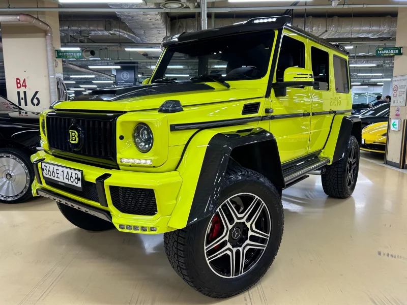 Mercedes-Benz G-Class