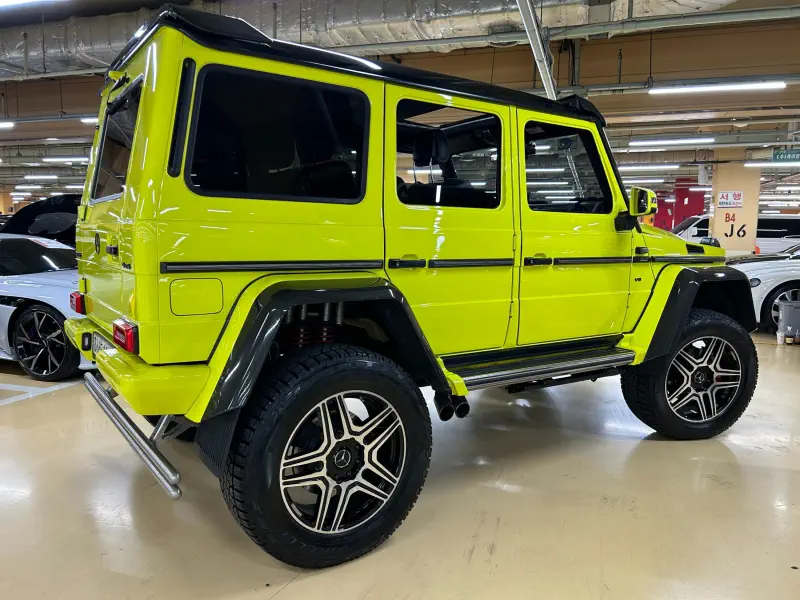Mercedes-Benz G-Class