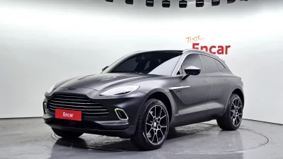 Astonmartin DBX