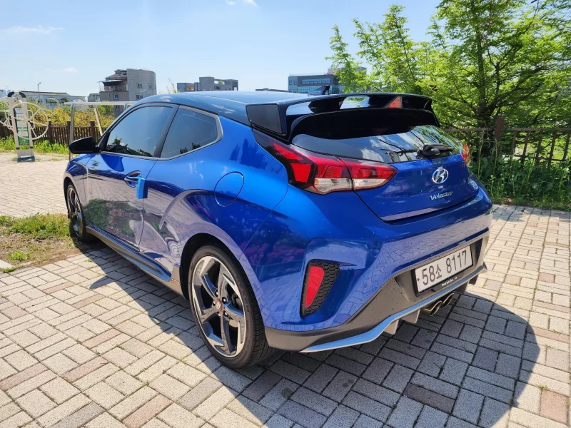 Hyundai Veloster