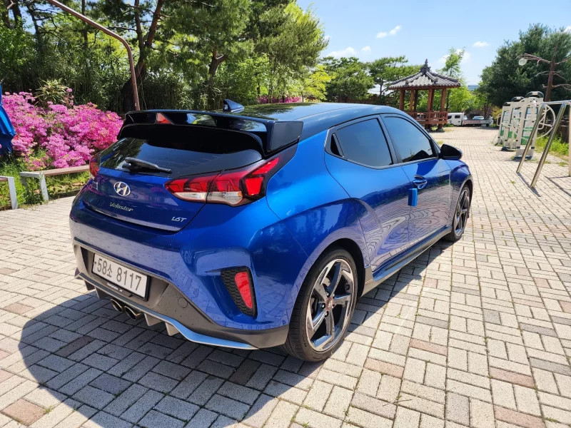 Hyundai Veloster