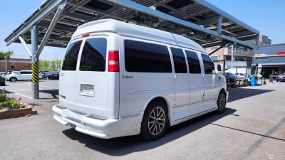Chevrolet Express Van
